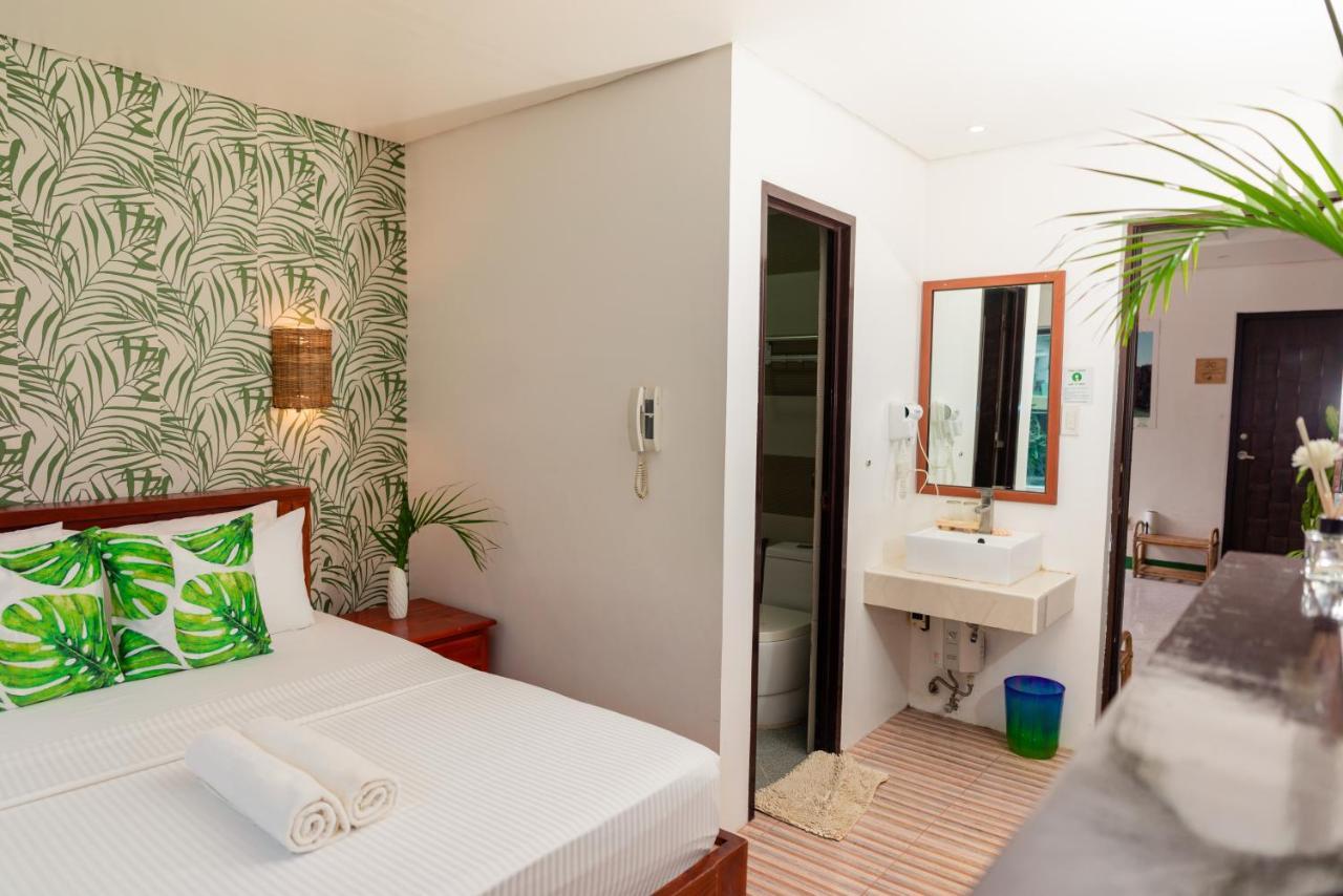 Dengi Hotel El Nido