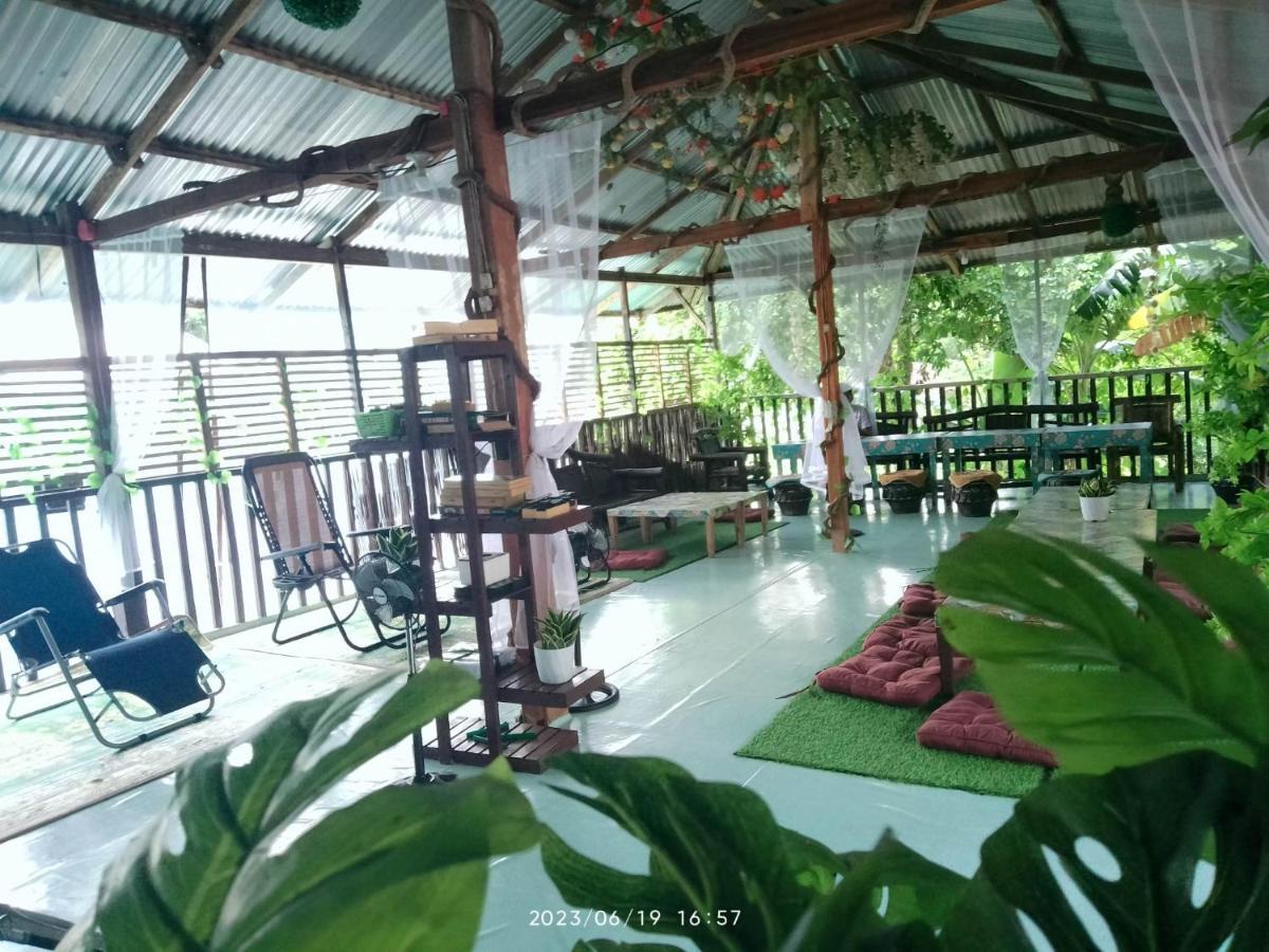 Sun Valley Hostel *