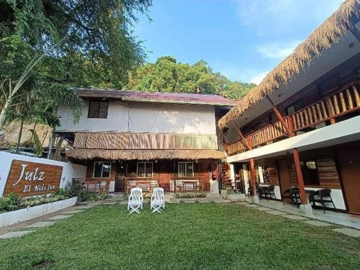 Julz Inn El Nido