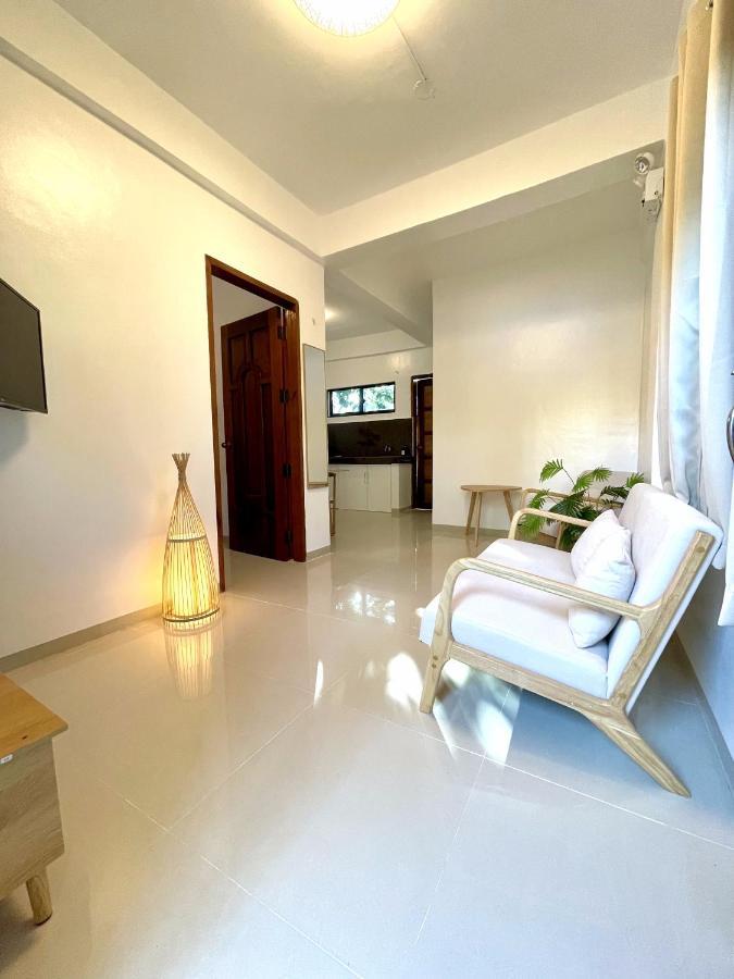 Namal Apartelle - Free Scooter & Gym Access *