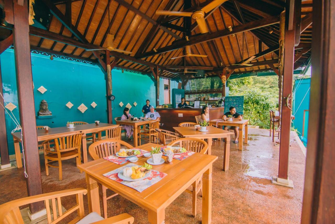 The Pyramid - Glamping At Karuna El Nido