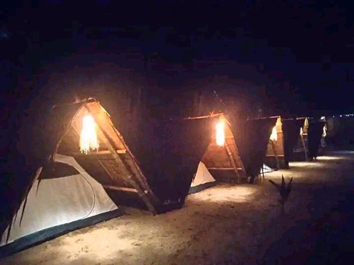 Bucana Kamp Payapa Beachfront Campsite El Nido