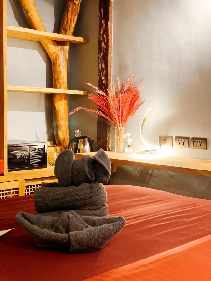 Hotel Rockinnest El Nido