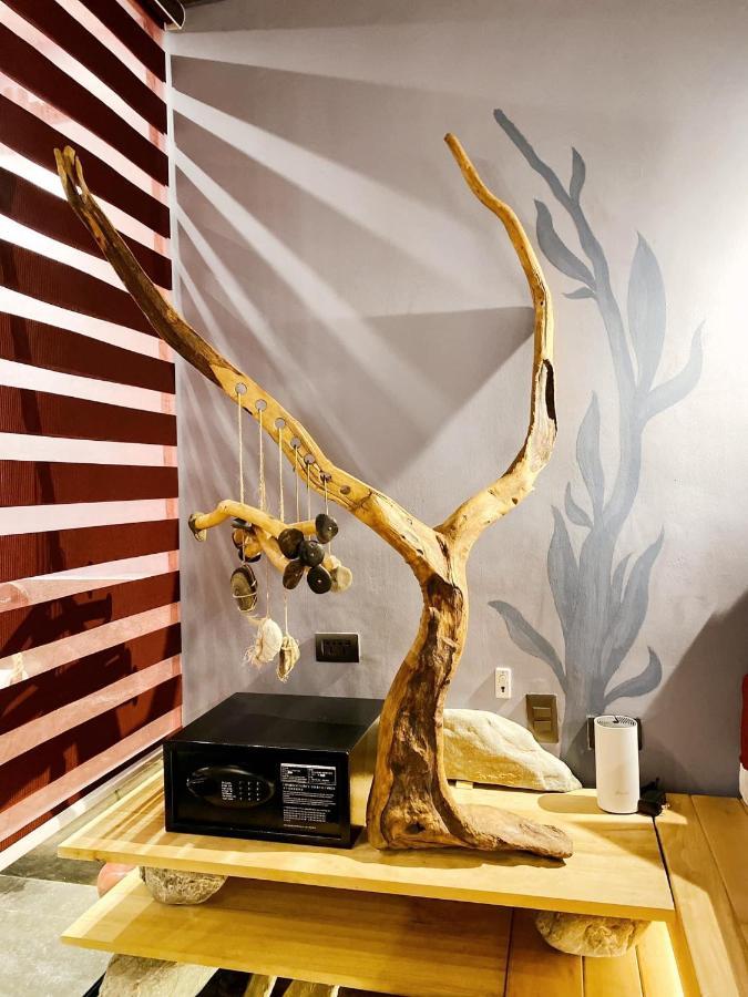 Rockinnest Hotel