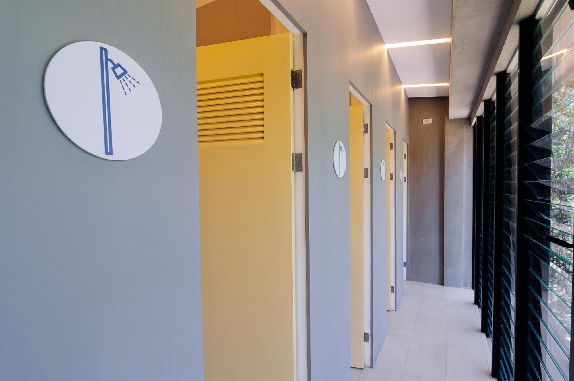Spin Designer - Hostel
