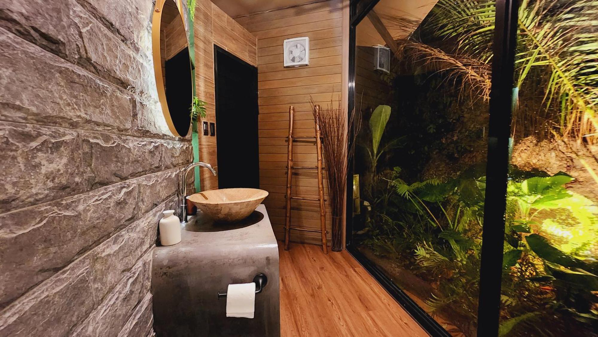 The Jungle -glamping At Karuna Glamping El Nido