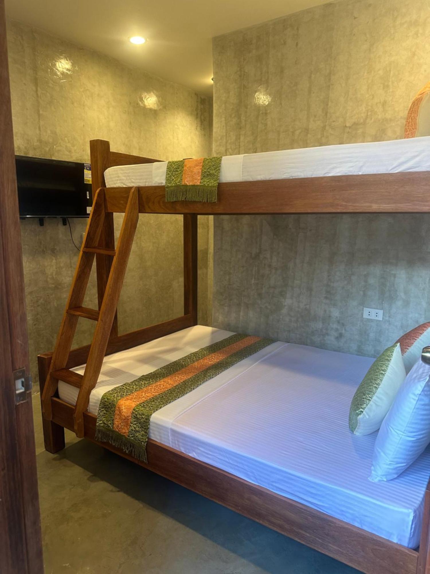 Rl Harbor Annex Hotel El Nido