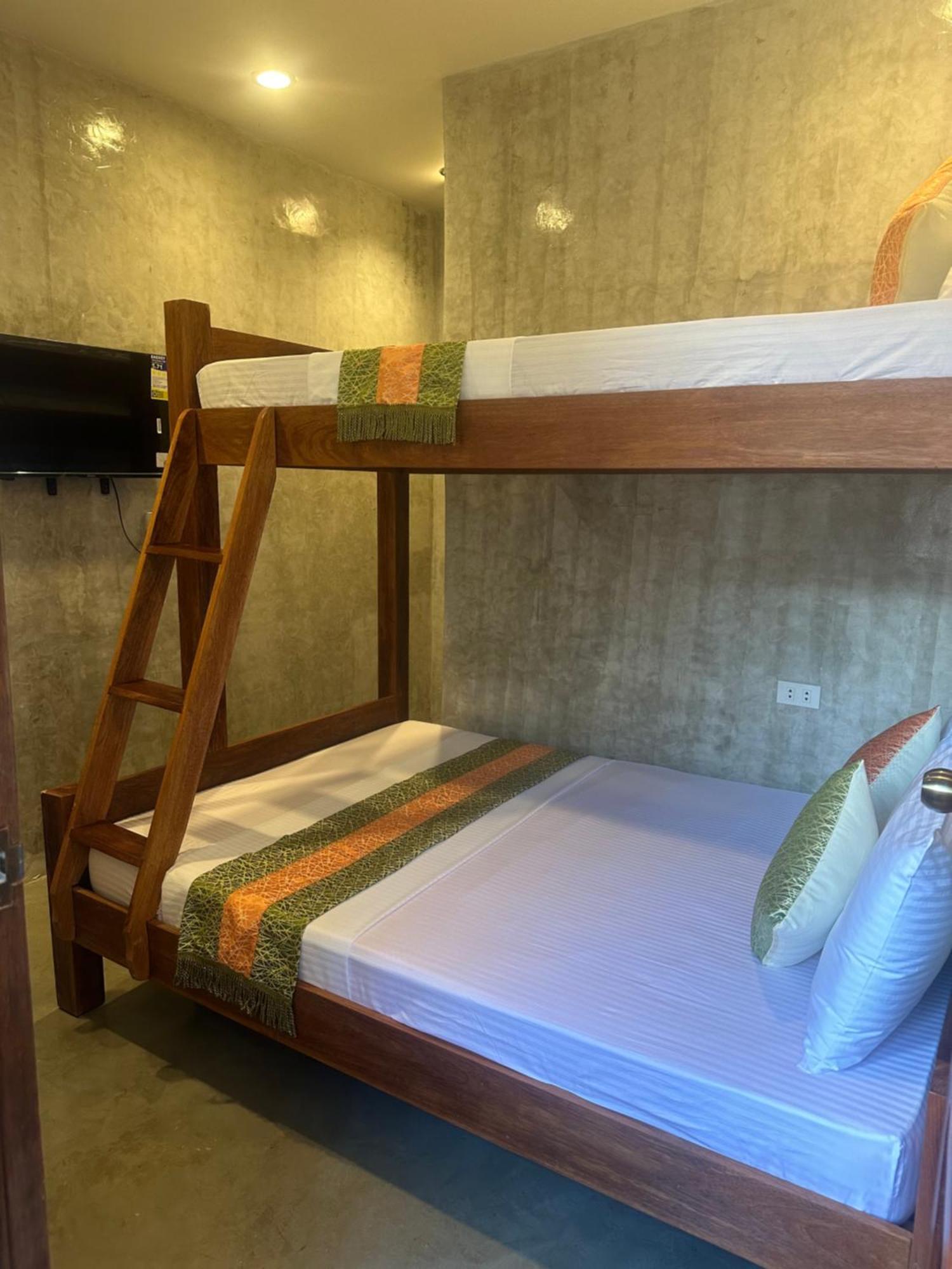 Rl Harbor Annex Hotel El Nido
