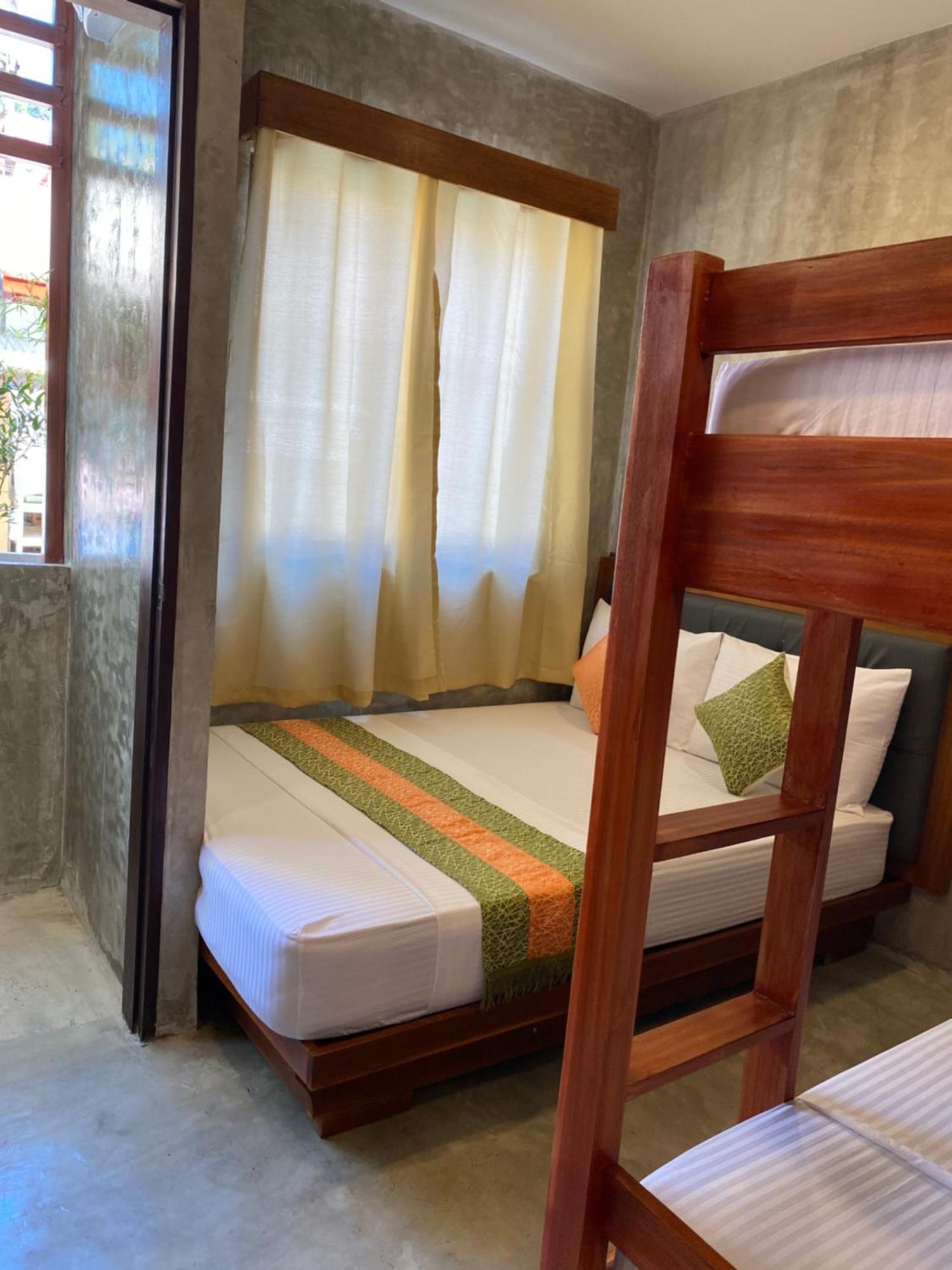 Rl Harbor Annex Hotel El Nido