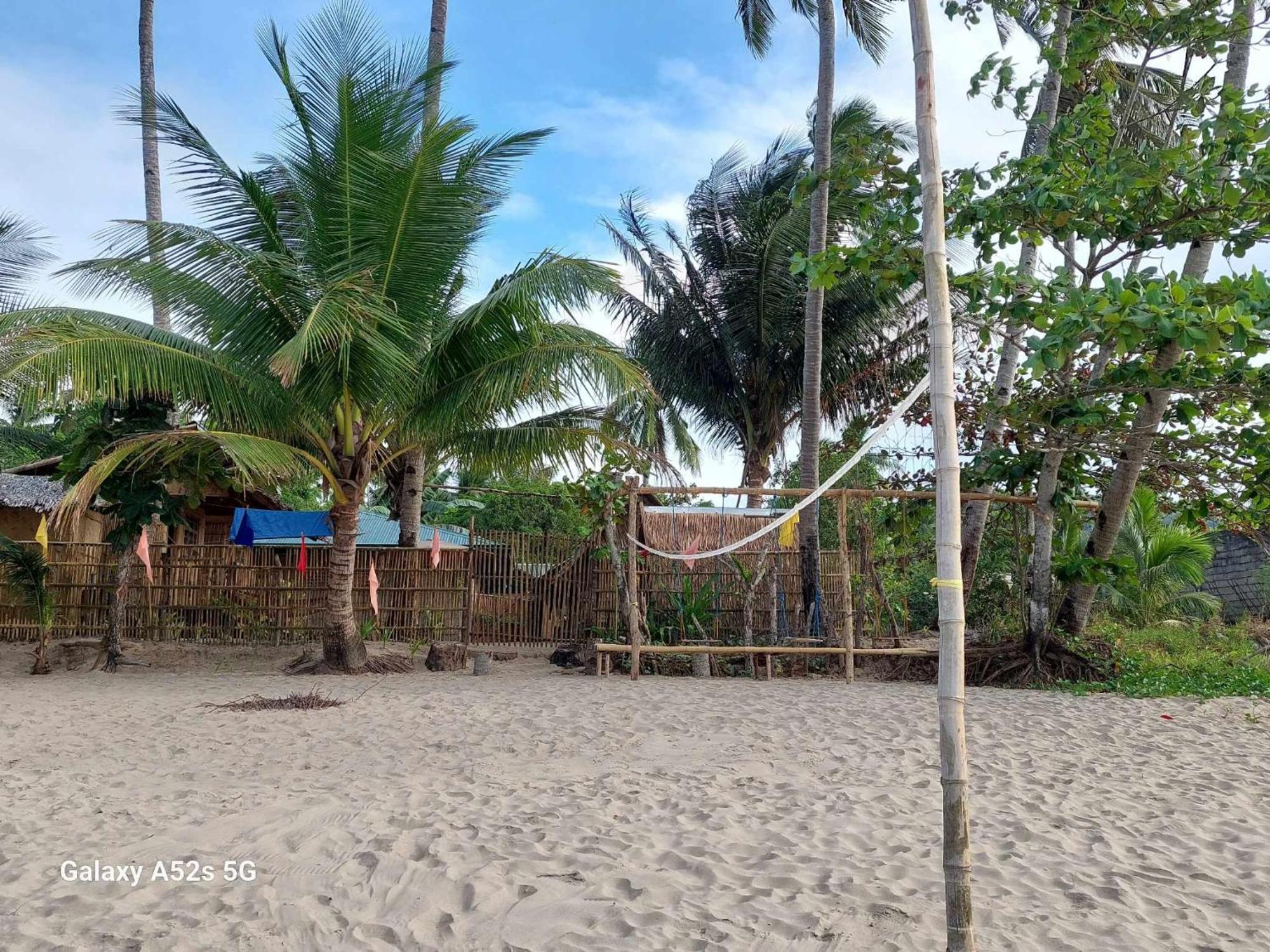 Kubo & Camp Campsite El Nido