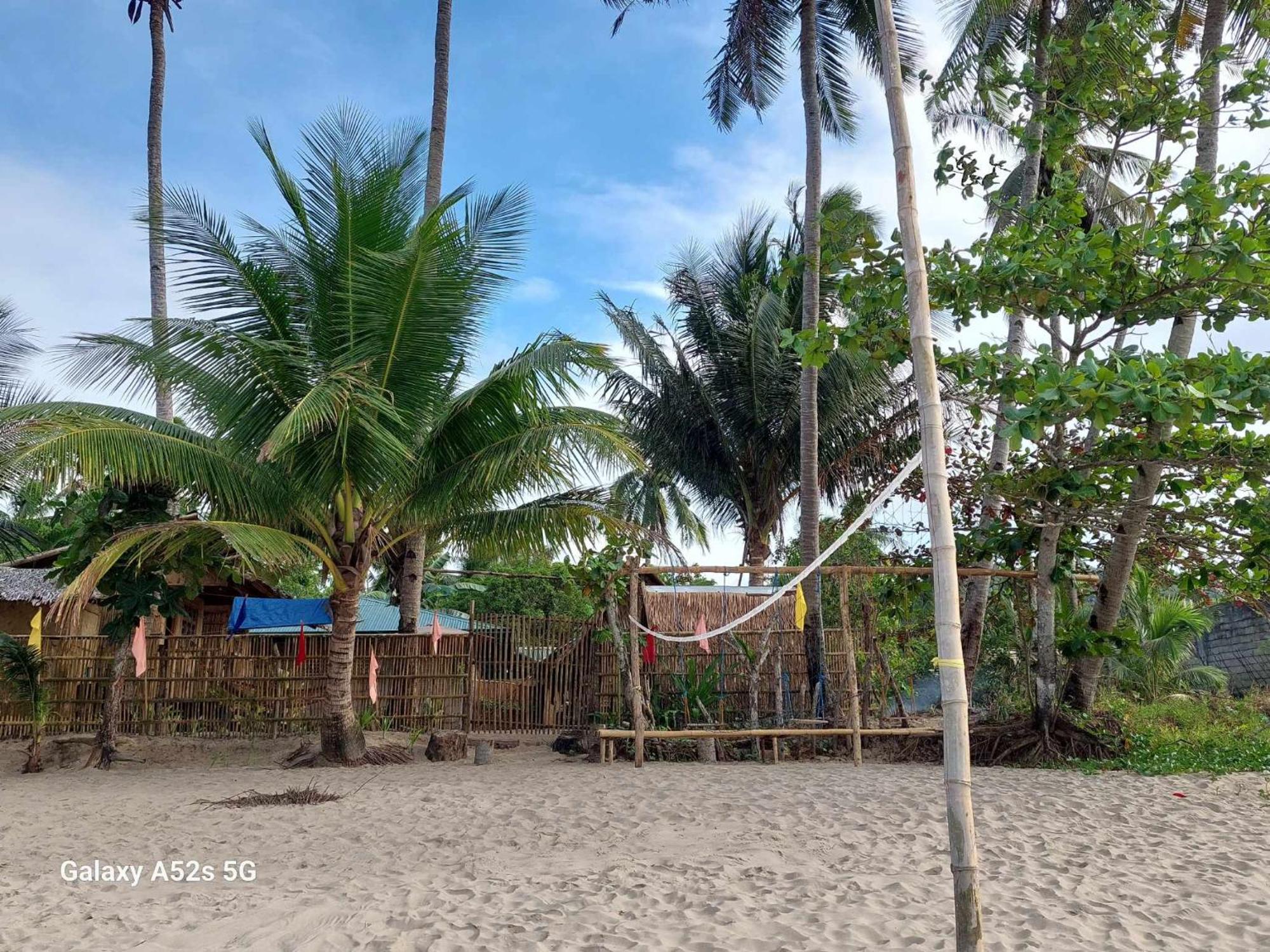 Kubo & Camp Campsite El Nido