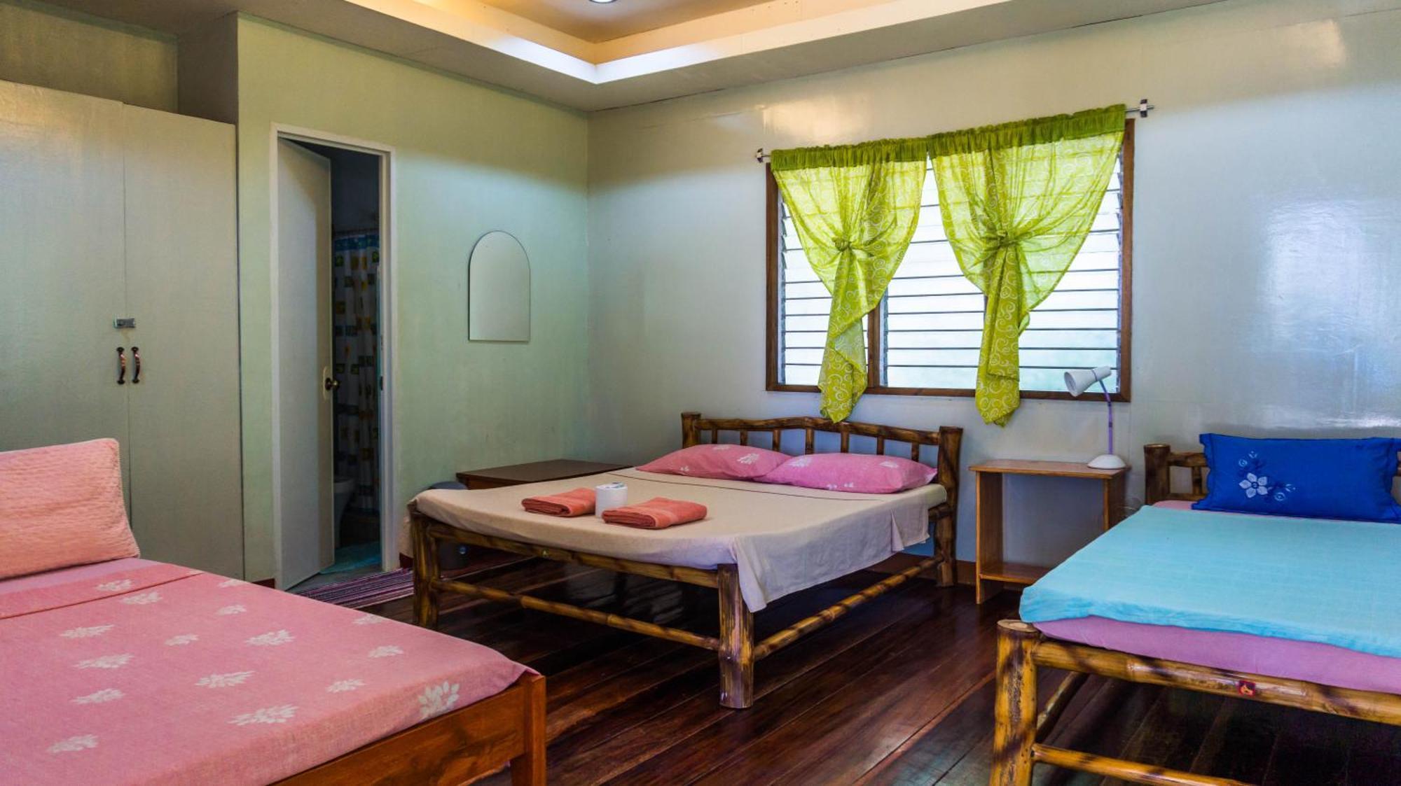 Guest house High Chaparral El Nido