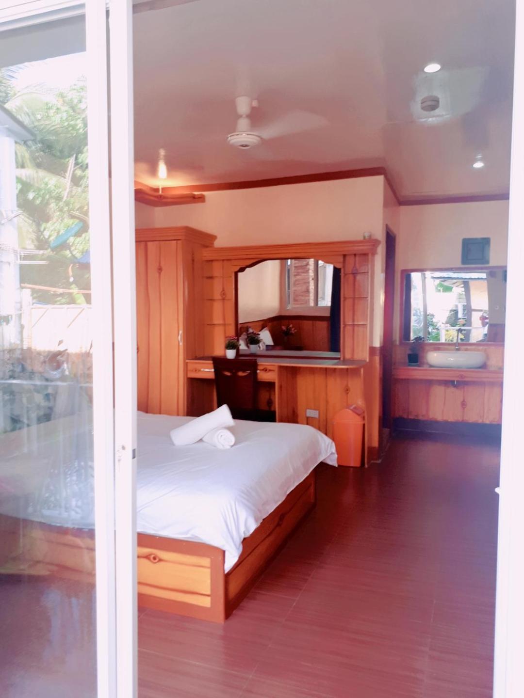Chibel Summer Riverside 3*