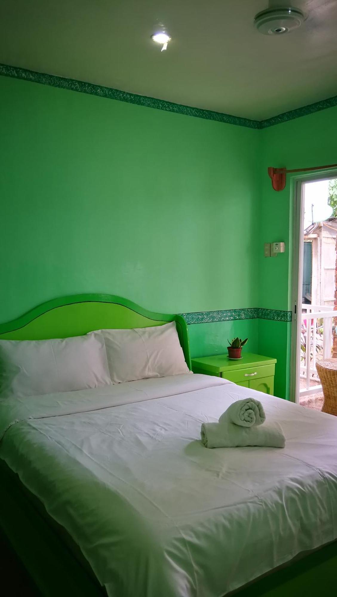 Chibel Summer Riverside Hotel