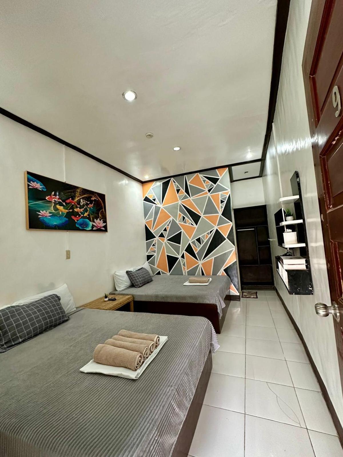 Julz Inn El Nido