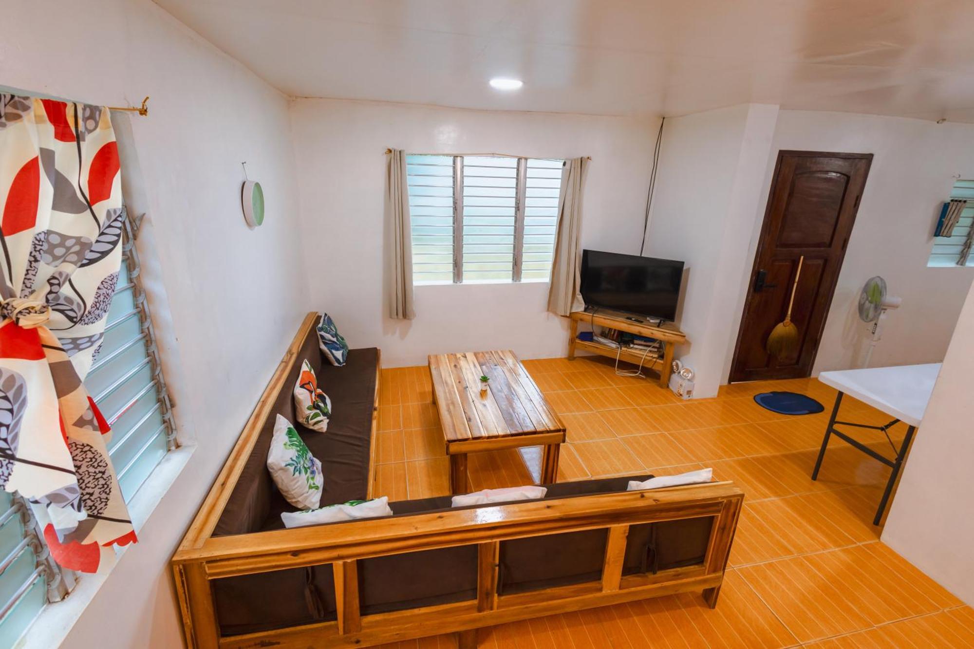 El Nido Home Stay *