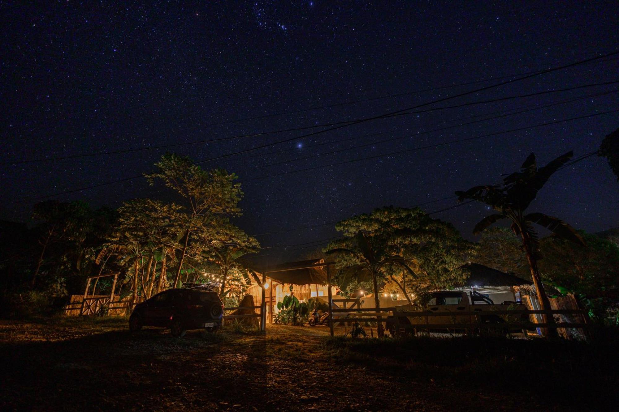 Luxury tent Domes And Dreams Lio Glamping El Nido