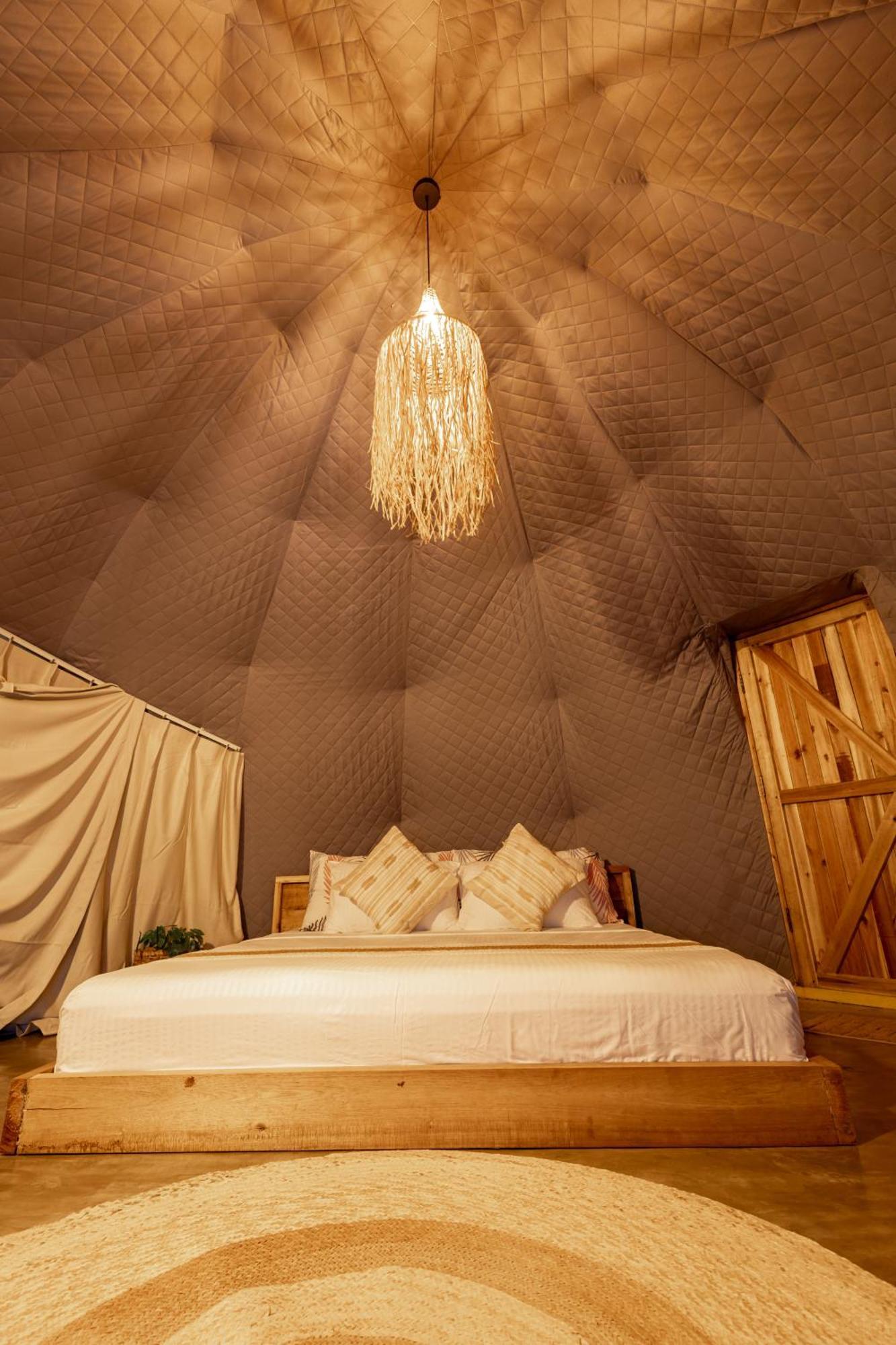 Domes And Dreams Lio Glamping *