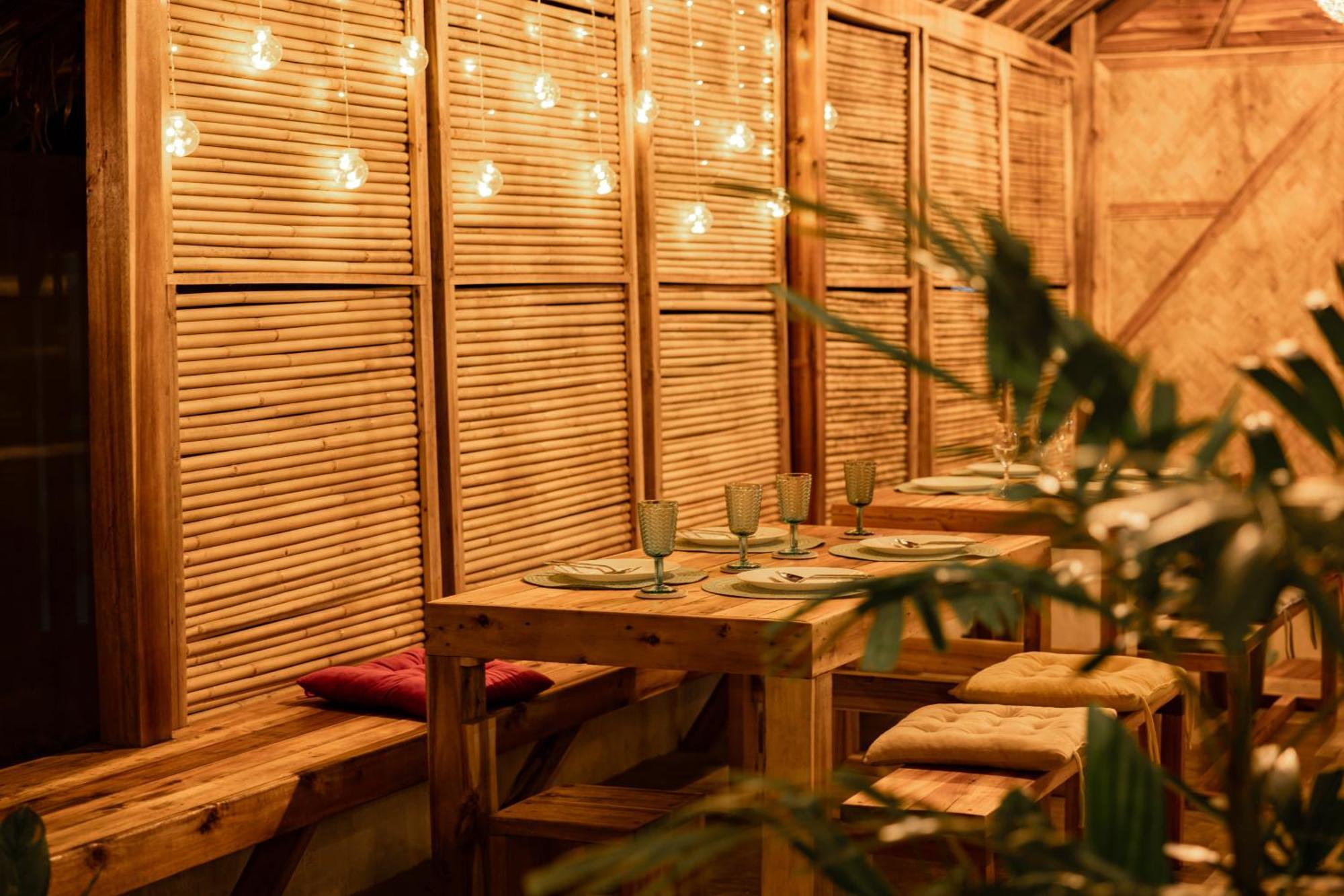 Luxury tent Domes And Dreams Lio Glamping El Nido