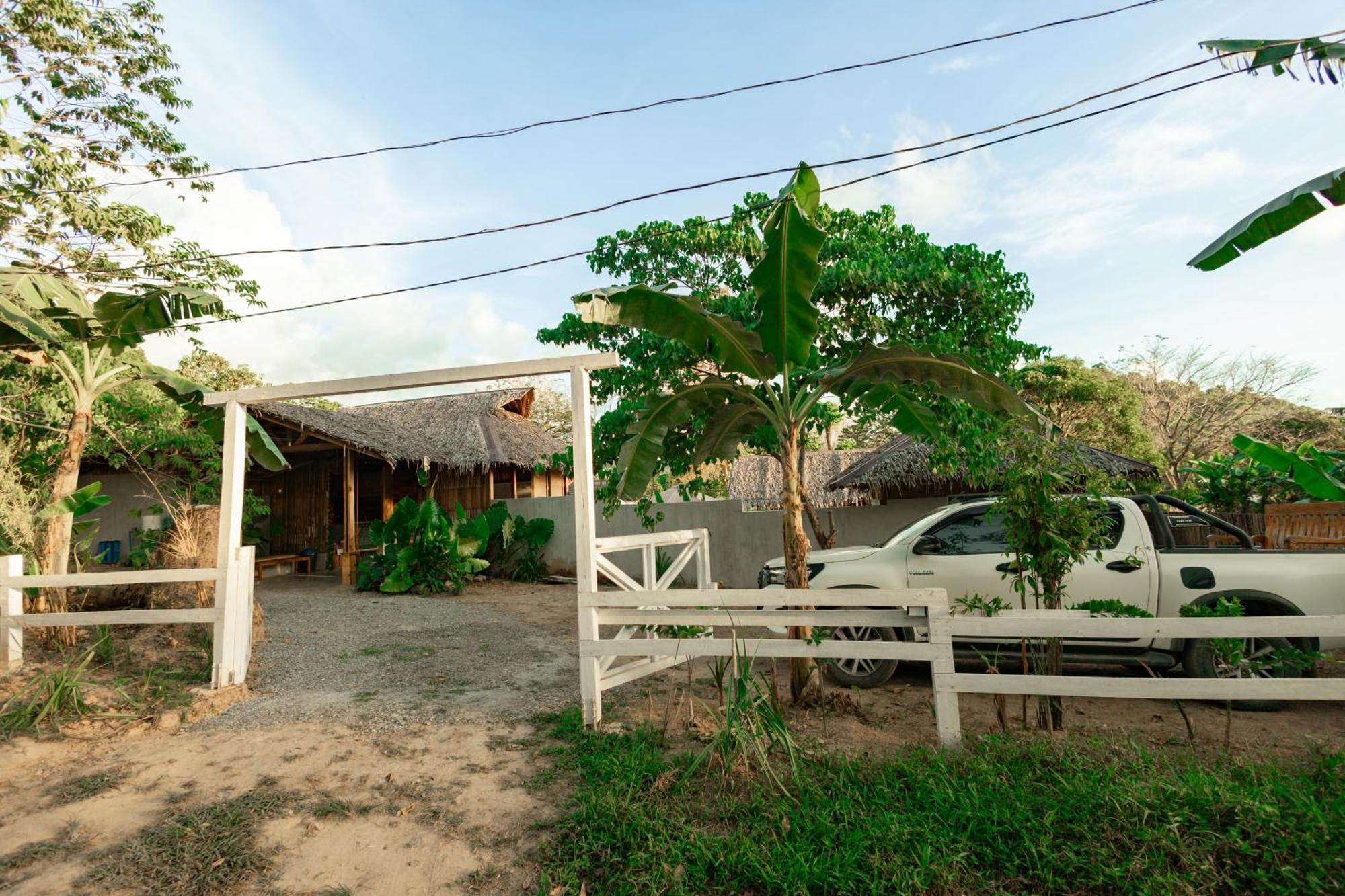 Domes And Dreams Lio Glamping Luxury tent El Nido