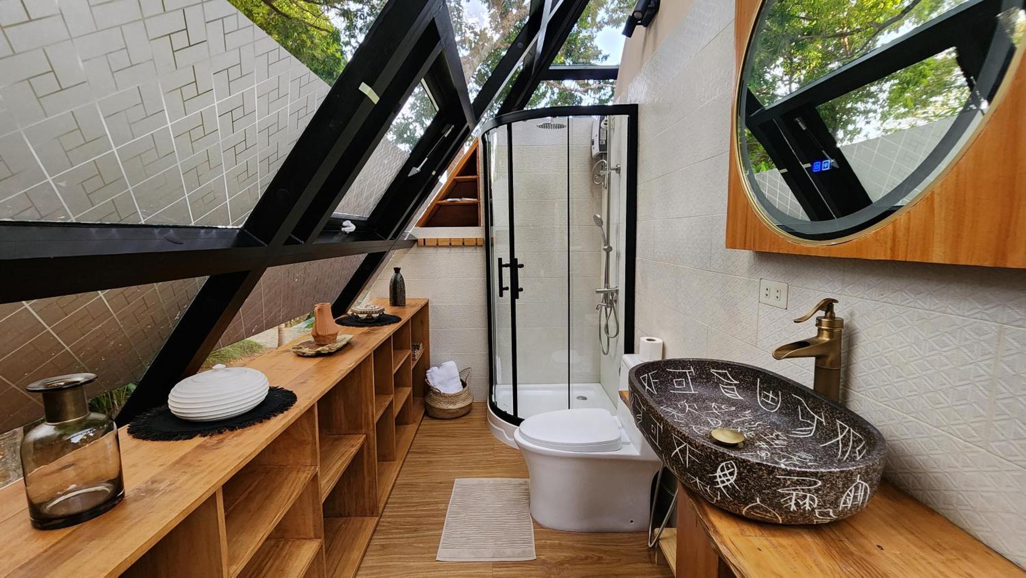Glamping The Pyramid - Glamping At Karuna