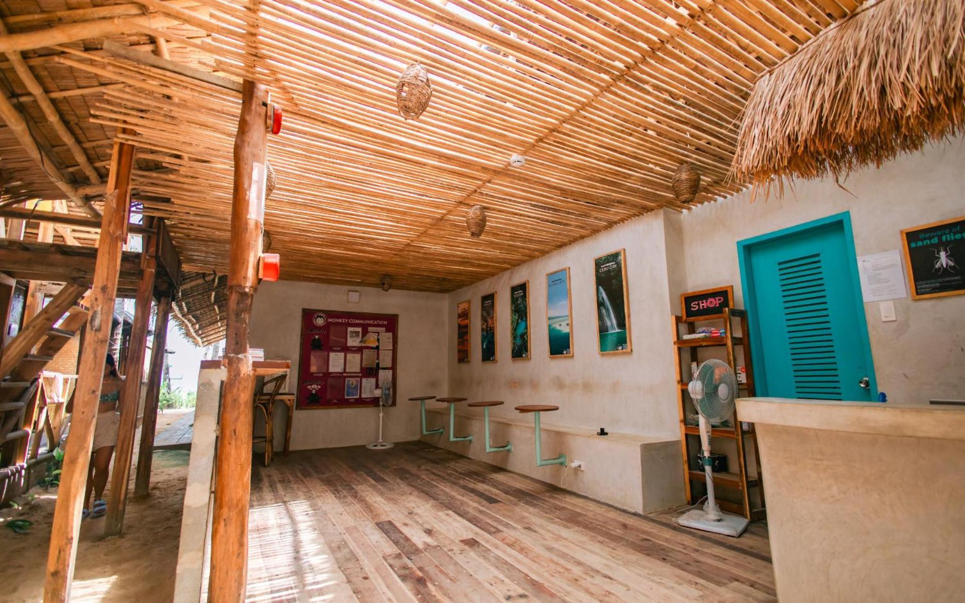 Hostel Mad Monkey Nacpan (adults Only)