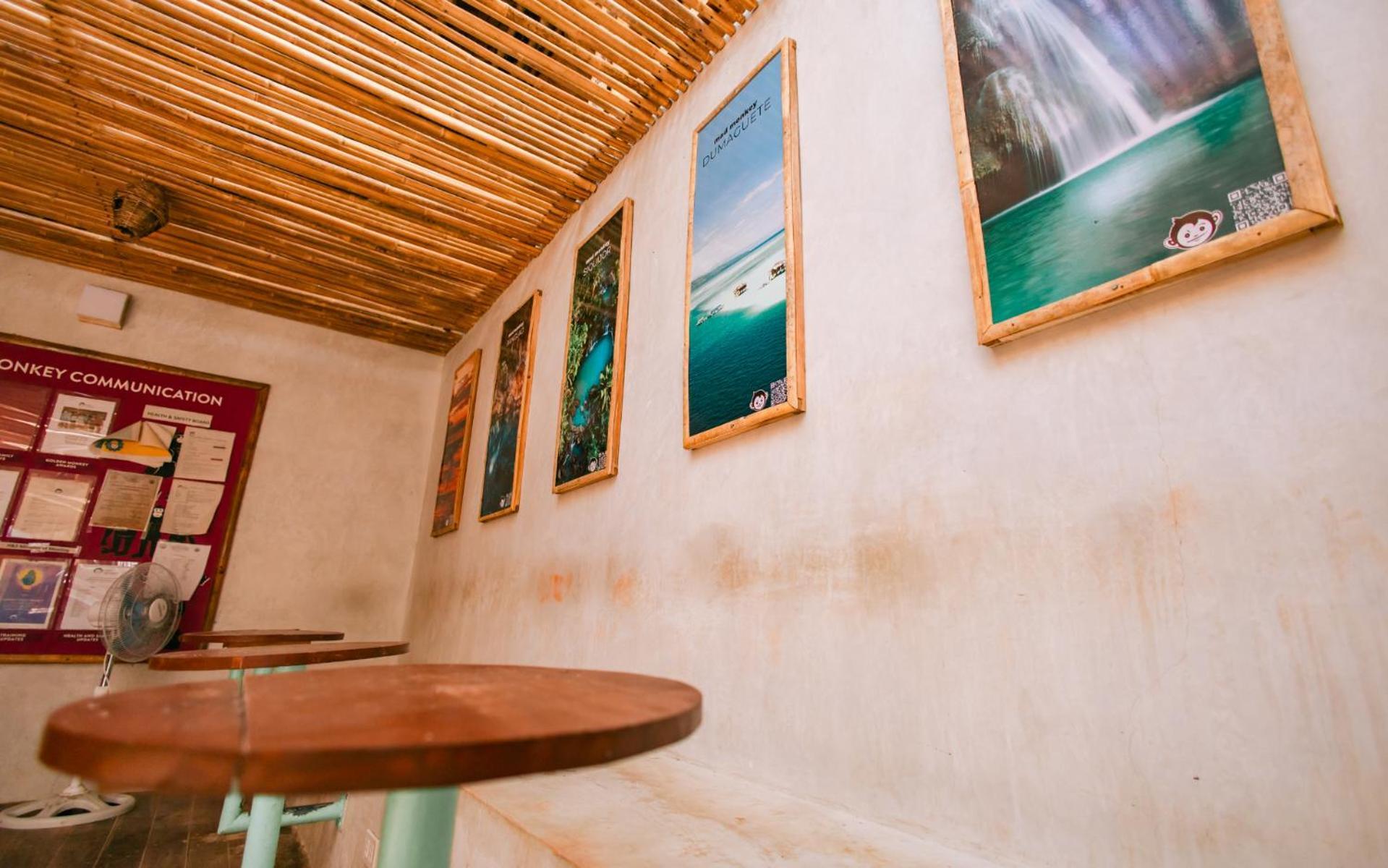 Mad Monkey Nacpan (adults Only) El Nido