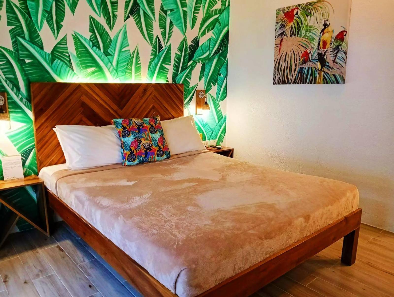 Hotel Suites By Eco Hotels