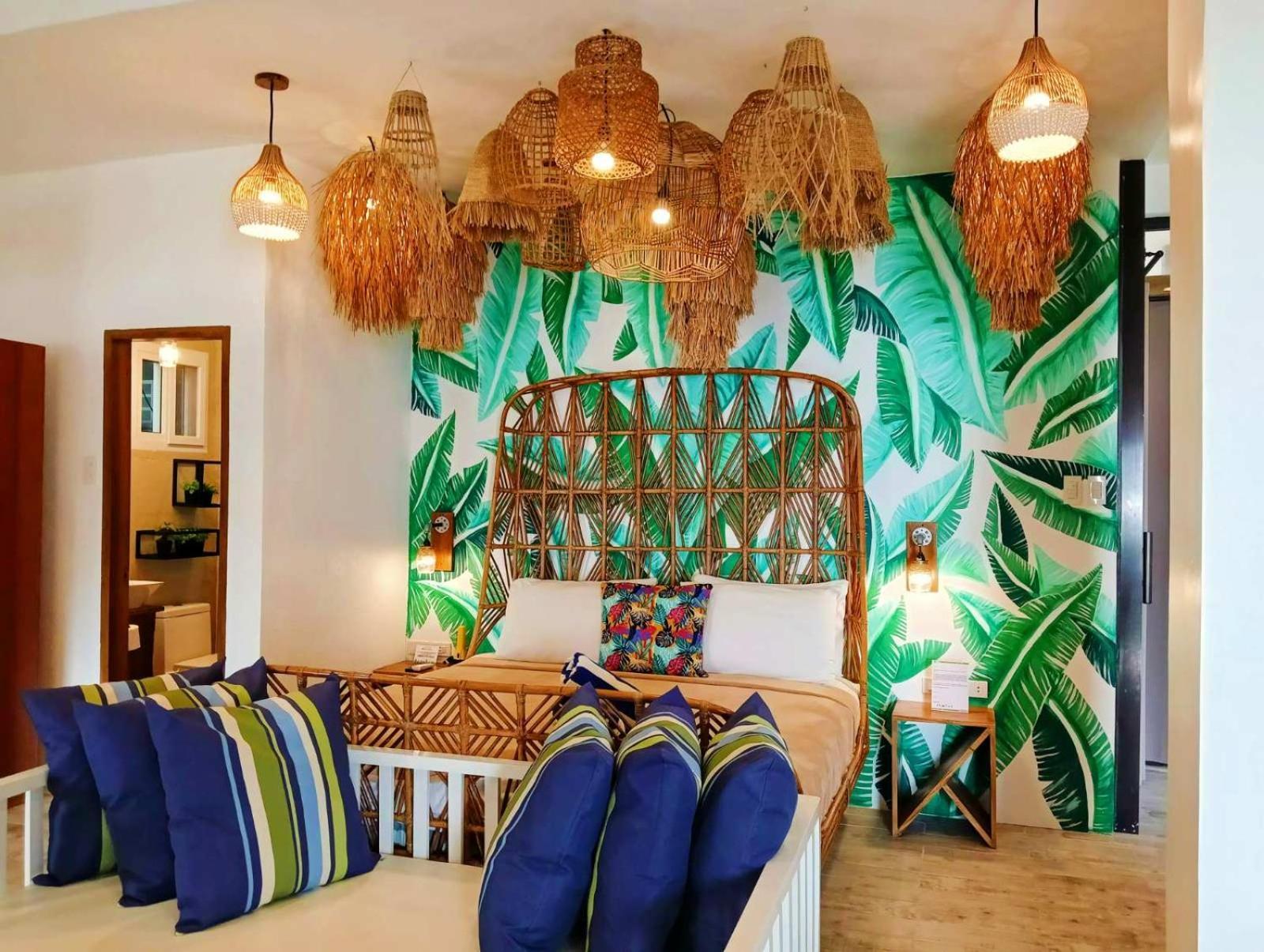Suites By Eco Hotels