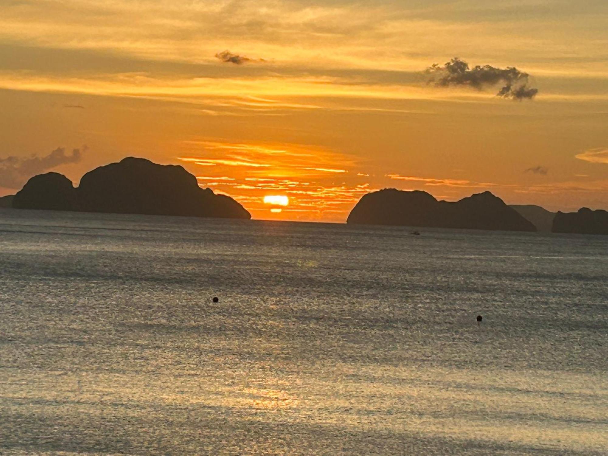 Hut Sunset Island View El Nido
