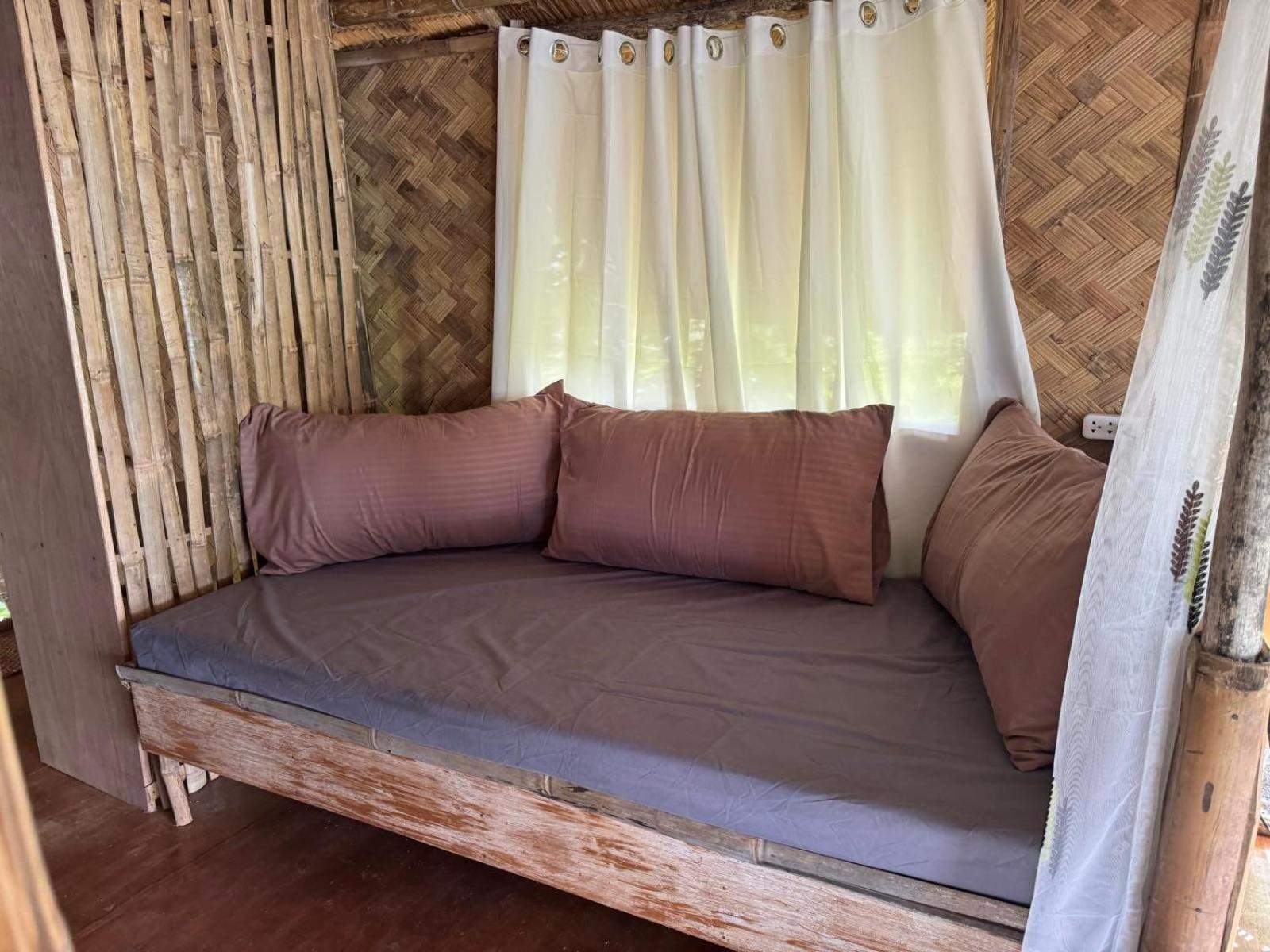 Bice Camp Darocotan * El Nido
