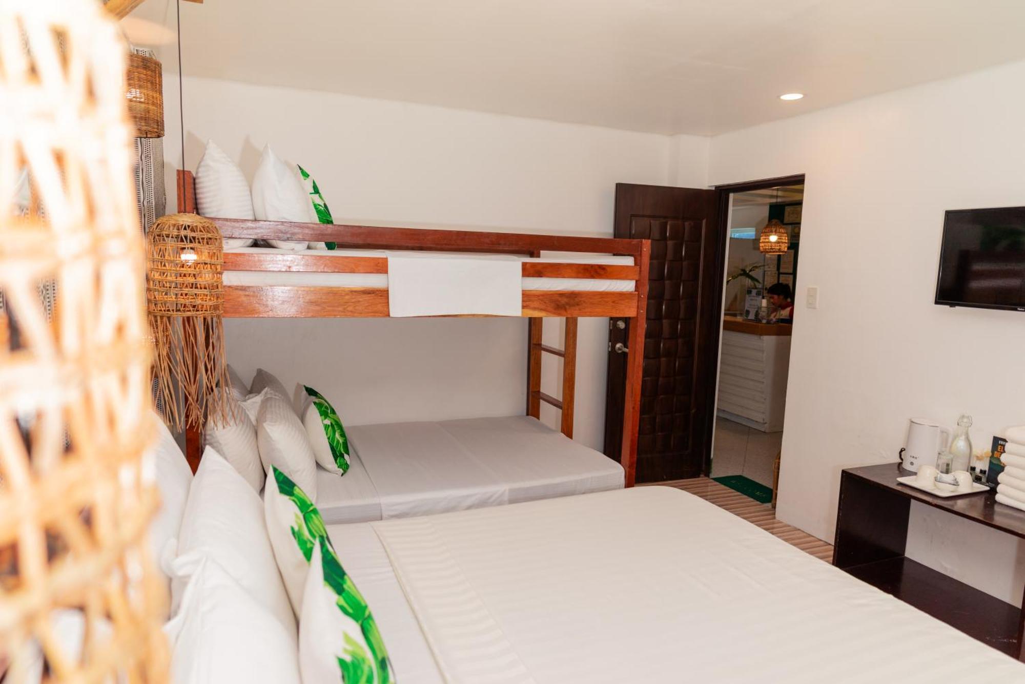 Dengi Hotel *