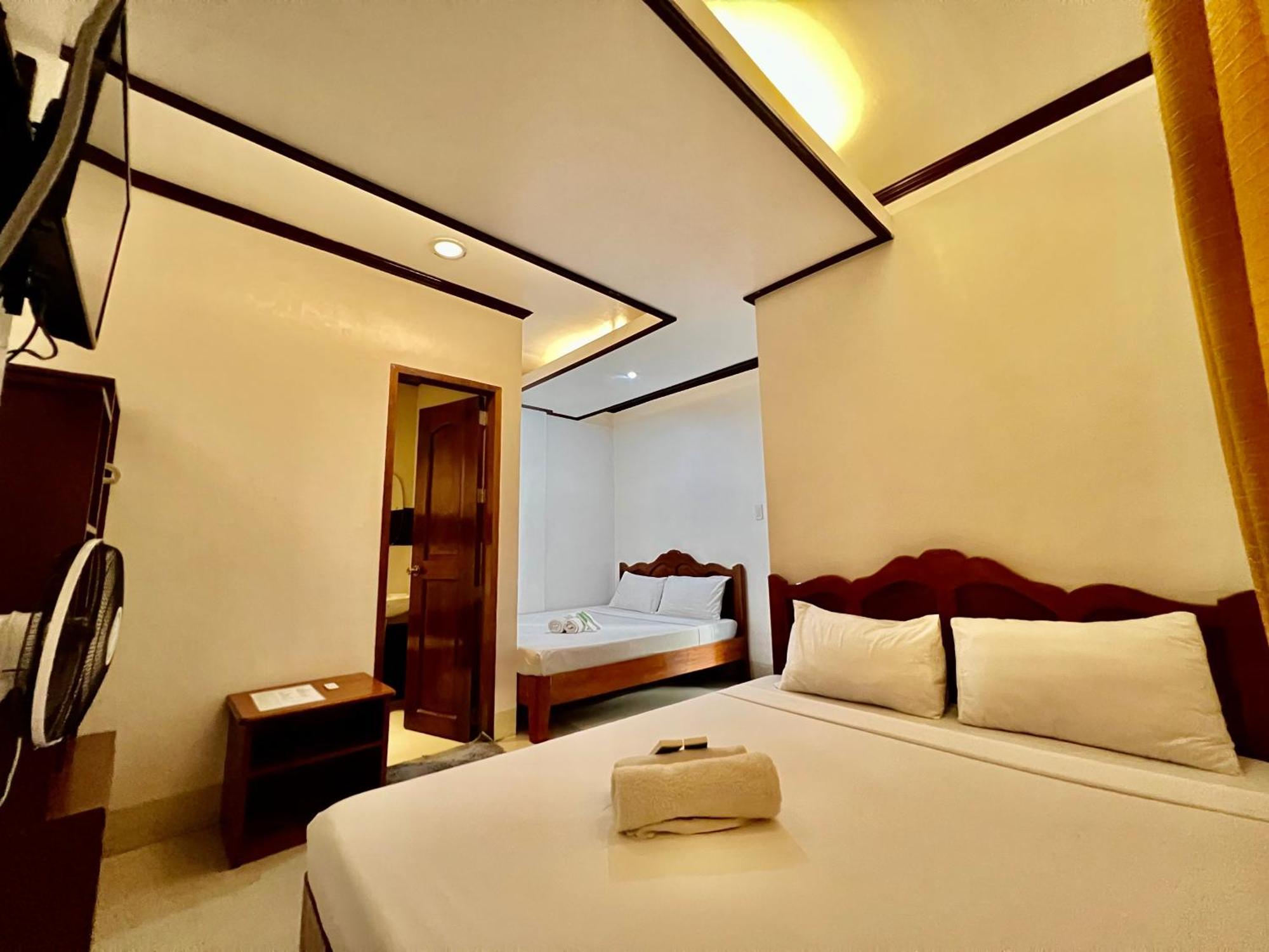 Alocasia Inn El Nido