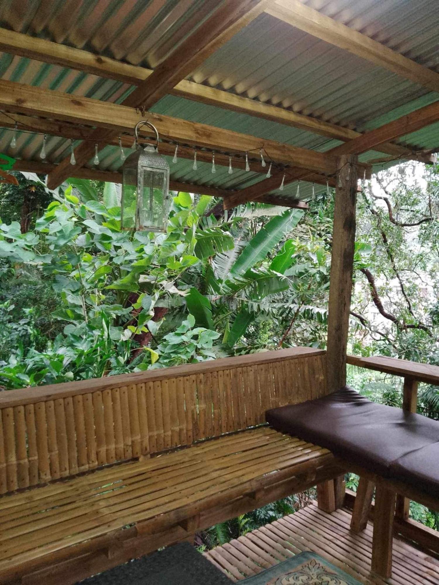 Camp Talusi Hilltop Overlooking Campeggio El Nido