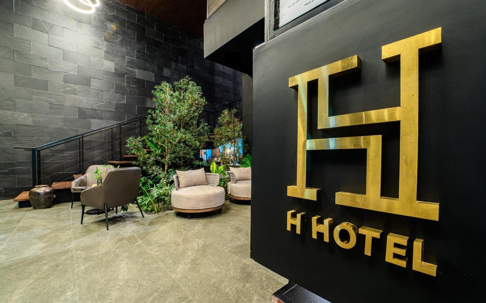 H - Vegan Friendly Managed By H Hospitality Group Hotel
