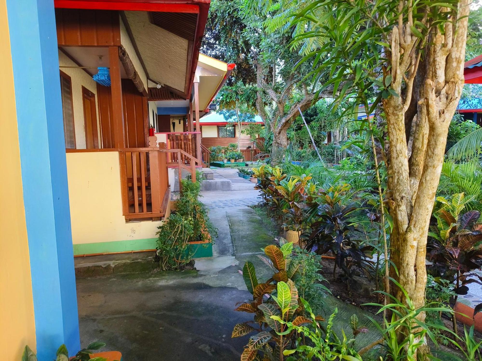 Hadefe Inn