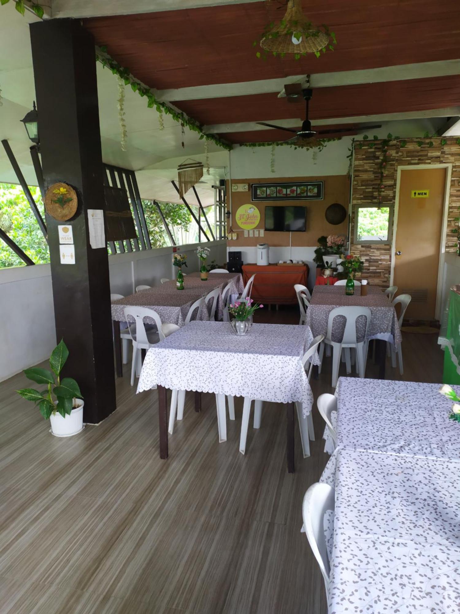 St. John Island View Pensionne 2*