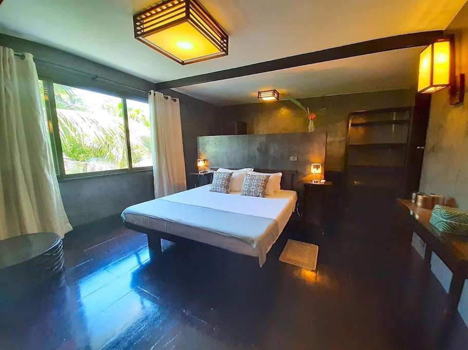 Casa vacanze El Nido, Lugadia, Concrete House With Small Garden *