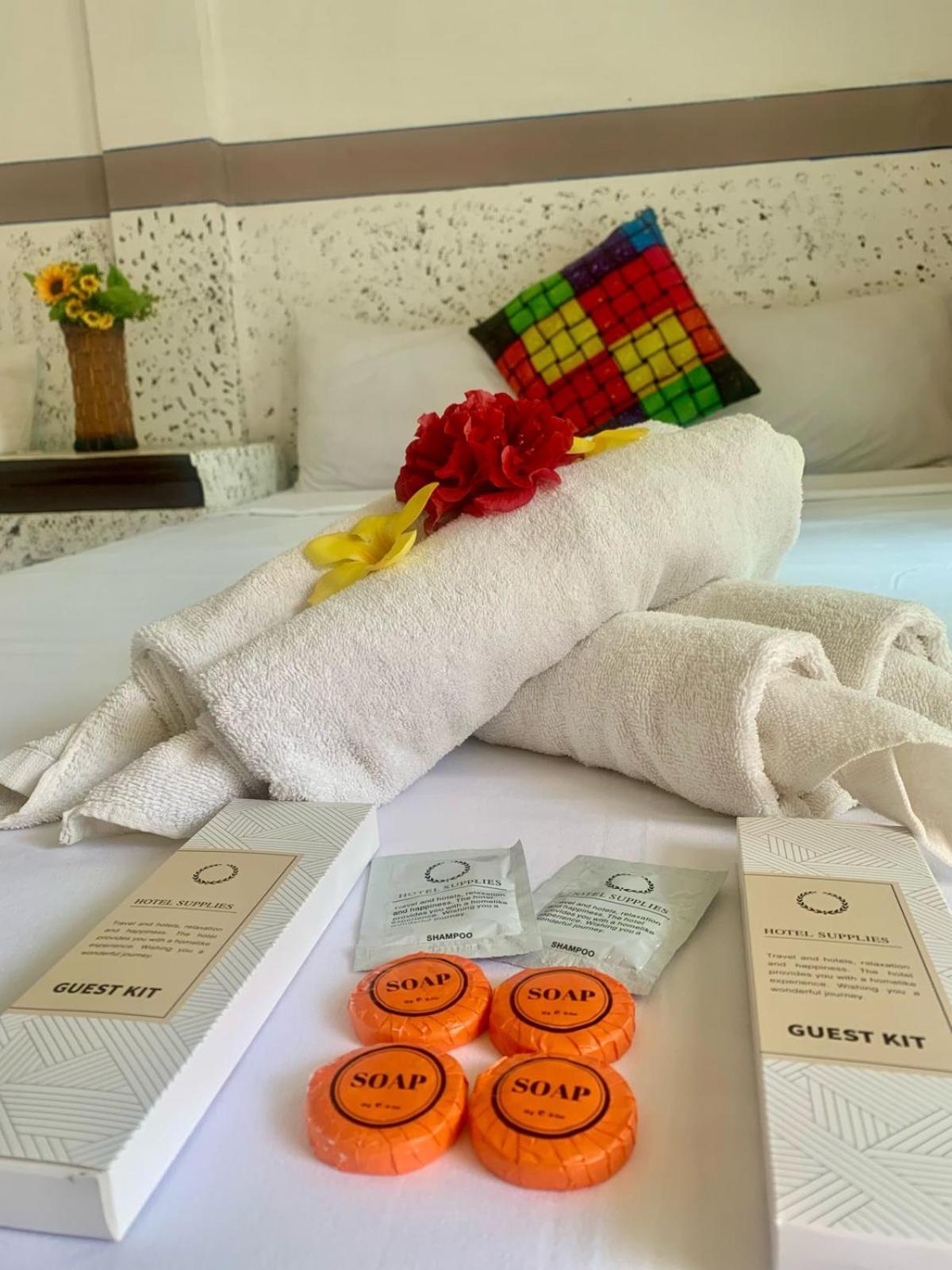 Hotel Chibel Summer Riverside El Nido