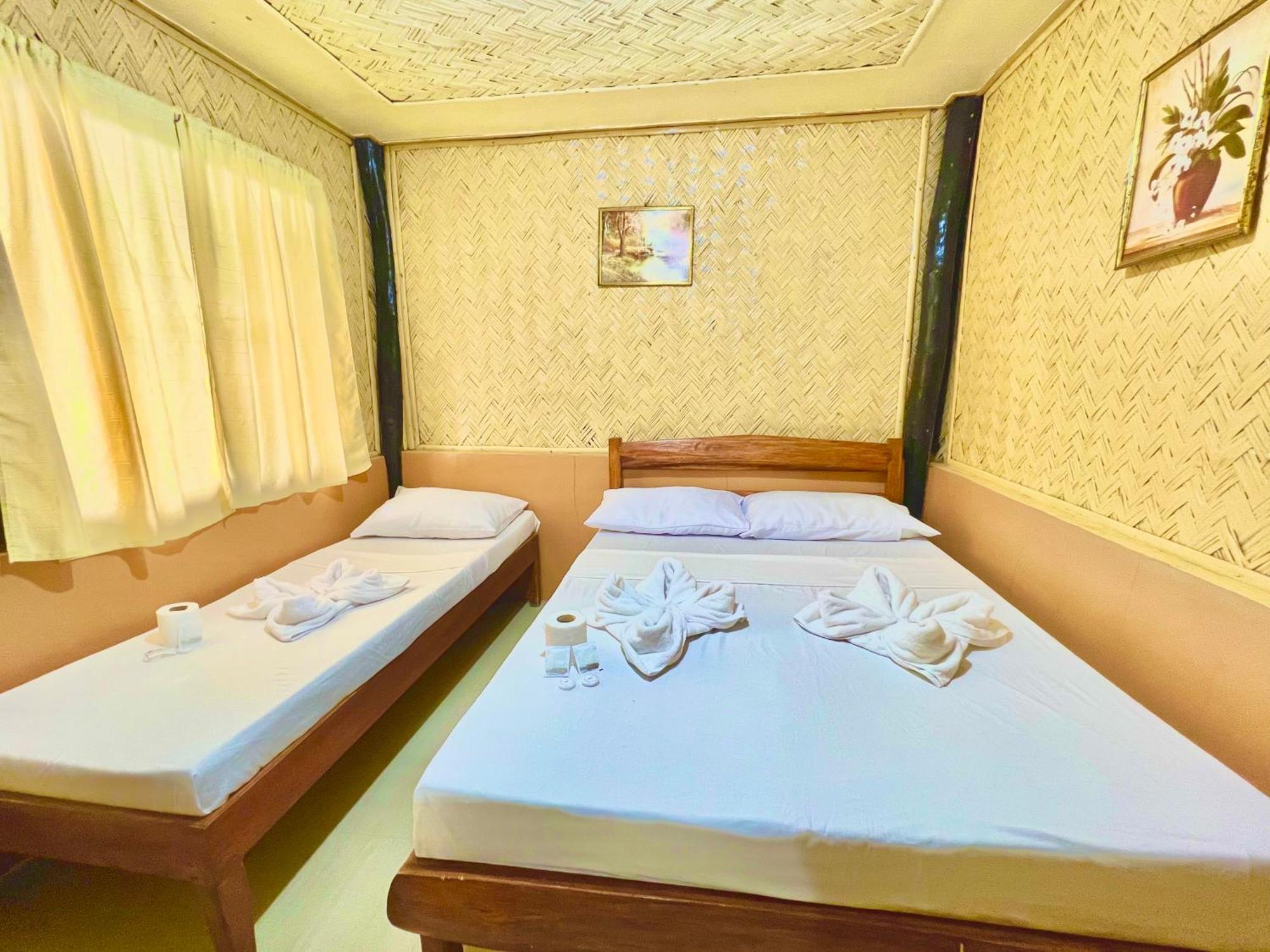 Novie's Tourist Inn 2*