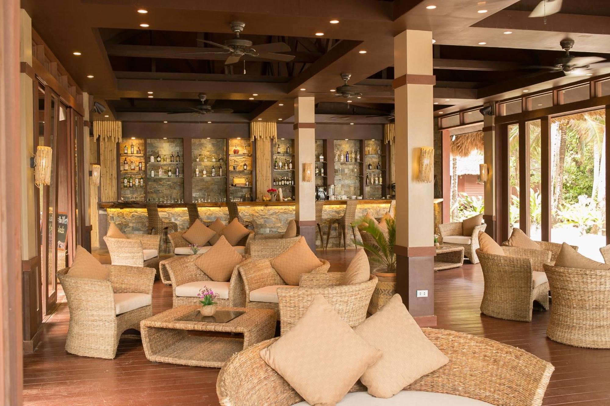 Cauayan Island And Resort
