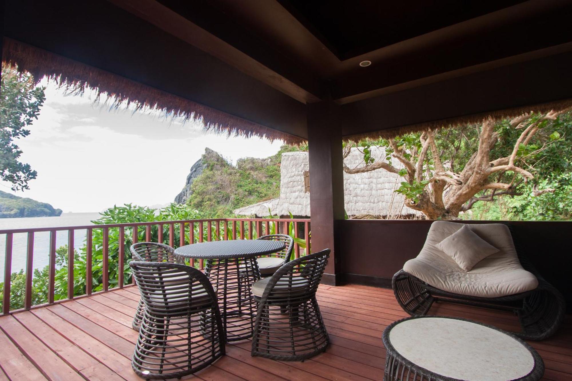 Cauayan Island And Resort