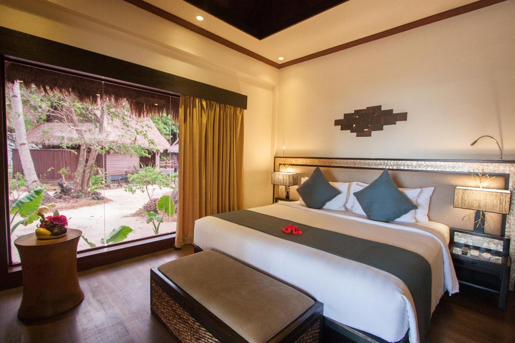 Cauayan Island And 5* El Nido