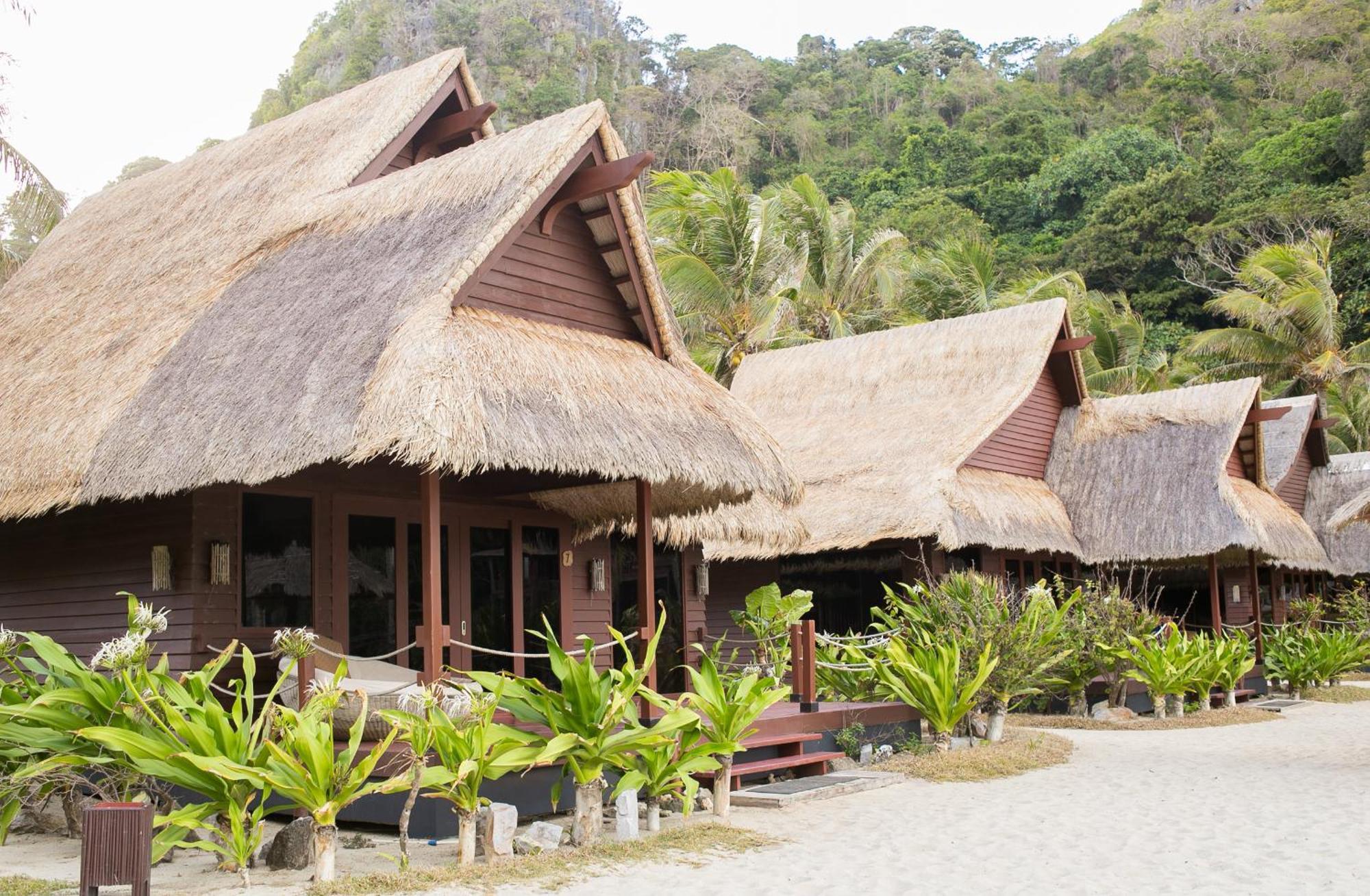 Cauayan Island And 5*
