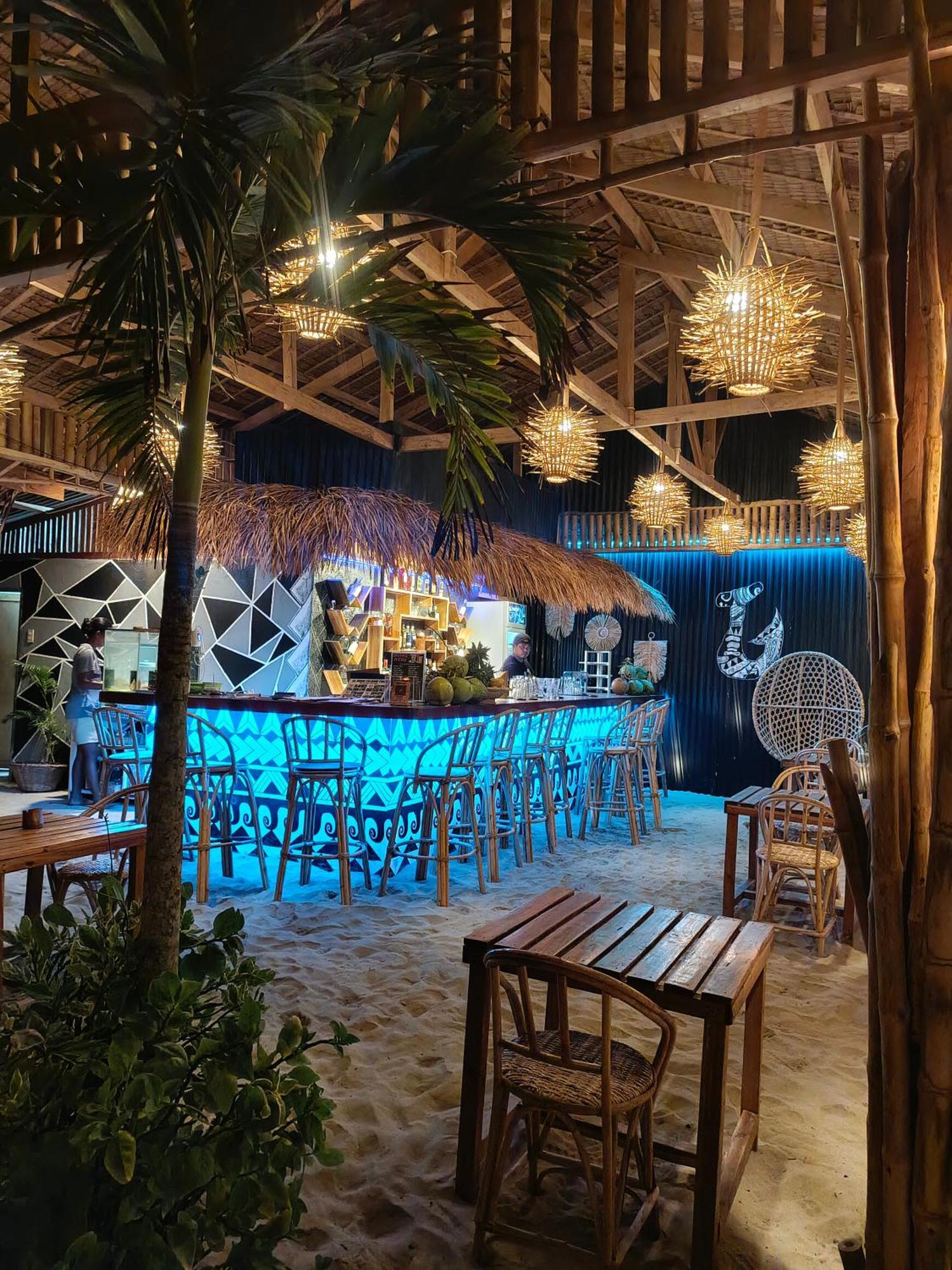 Inn Zhaya's &