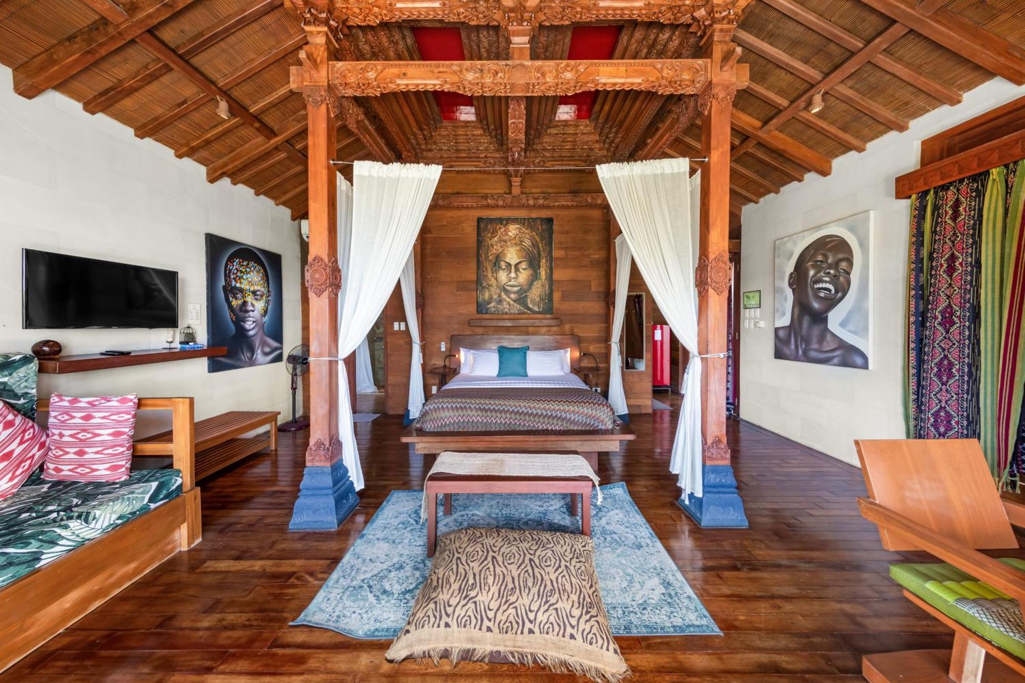 Villa Karuna *