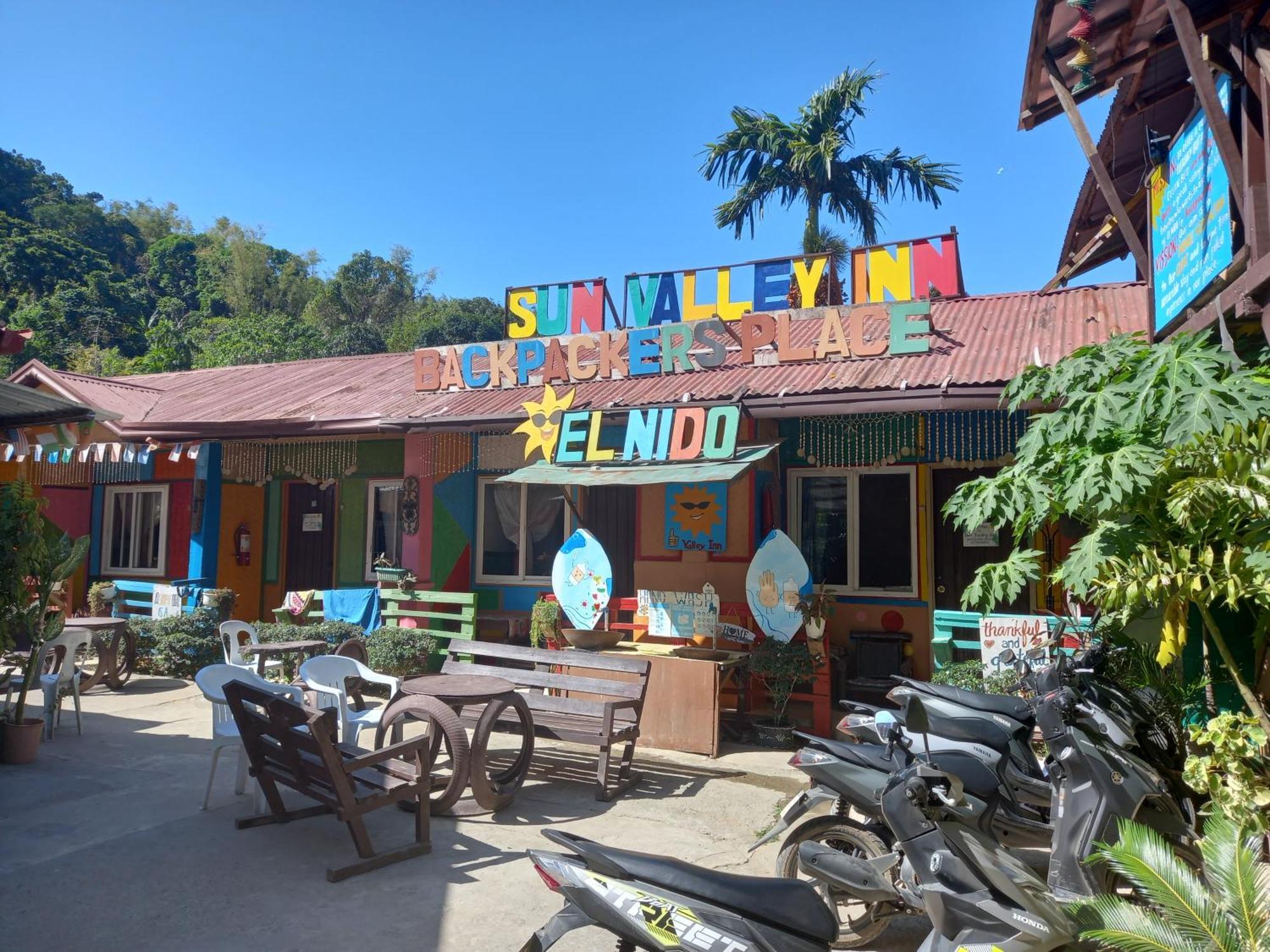 Sun Valley Backpackers Guest house