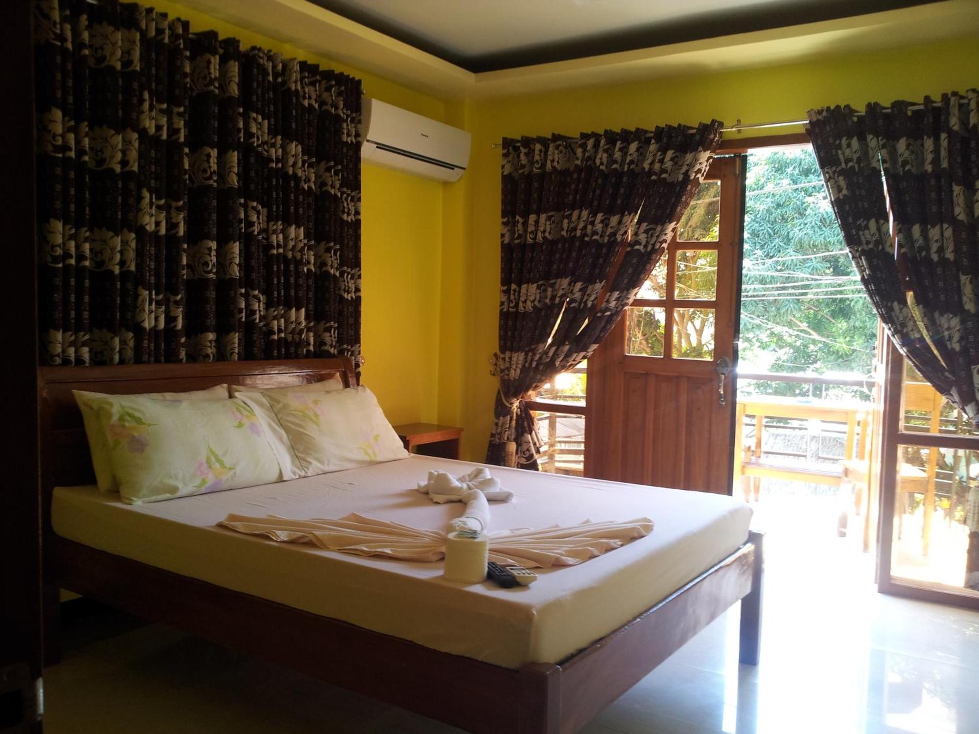 Buena's Haven Travelodge Guest house 2*