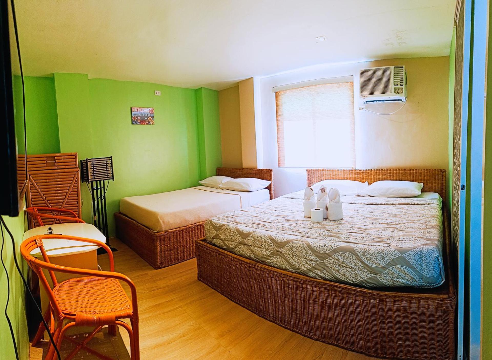 Sg Tourist Inn *