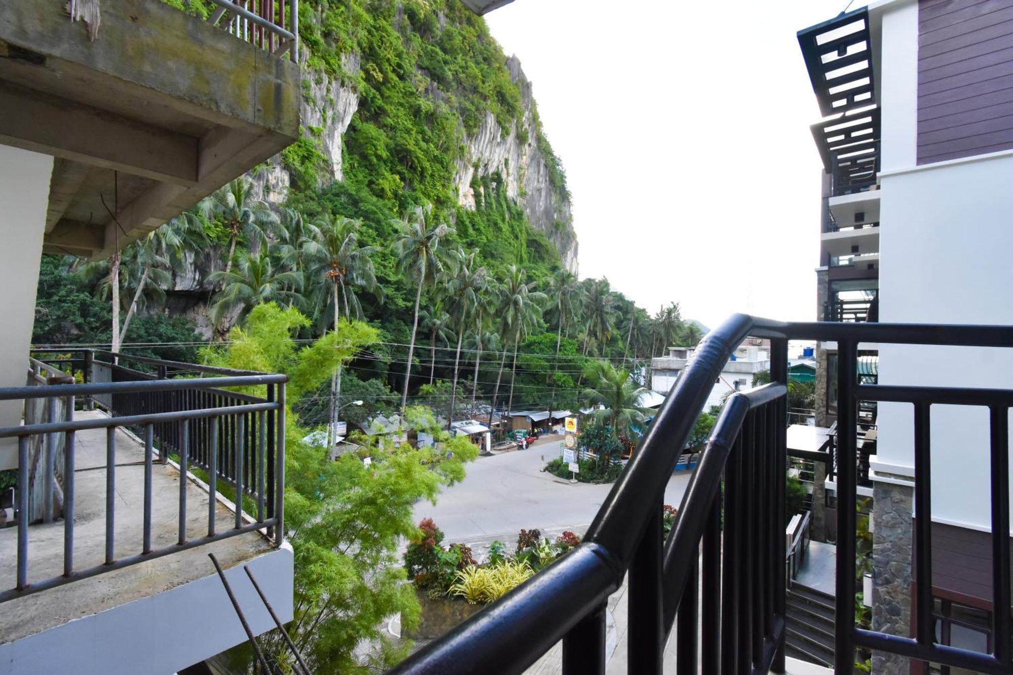 Hotel Swiftlets 2*